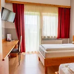 Gaestehaus Ehweiner Pöls