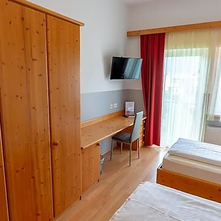 Bed & Breakfast Gaestehaus Ehweiner