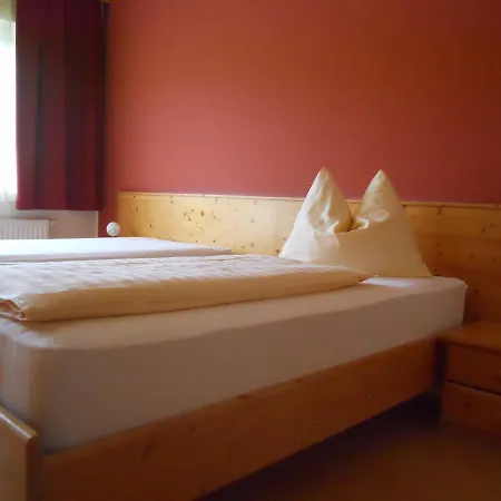 Gaestehaus Ehweiner B&B