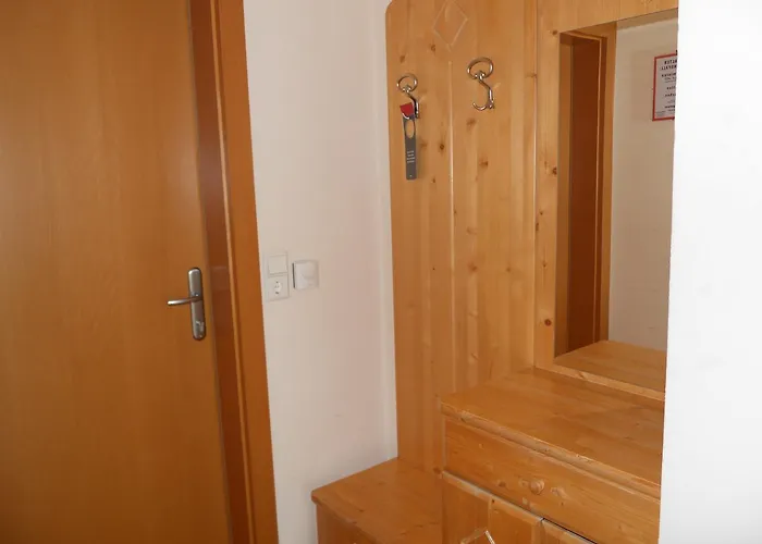 Alojamento de Acomodação e Pequeno-almoço Gaestehaus Ehweiner 3*